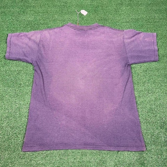 Vintage 1980s Notre Dame Fighting Irish T-Shirt - Picture 2 of 7